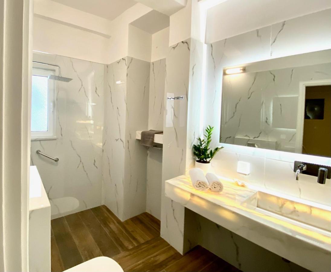 Athenian Condo Dış mekan fotoğraf