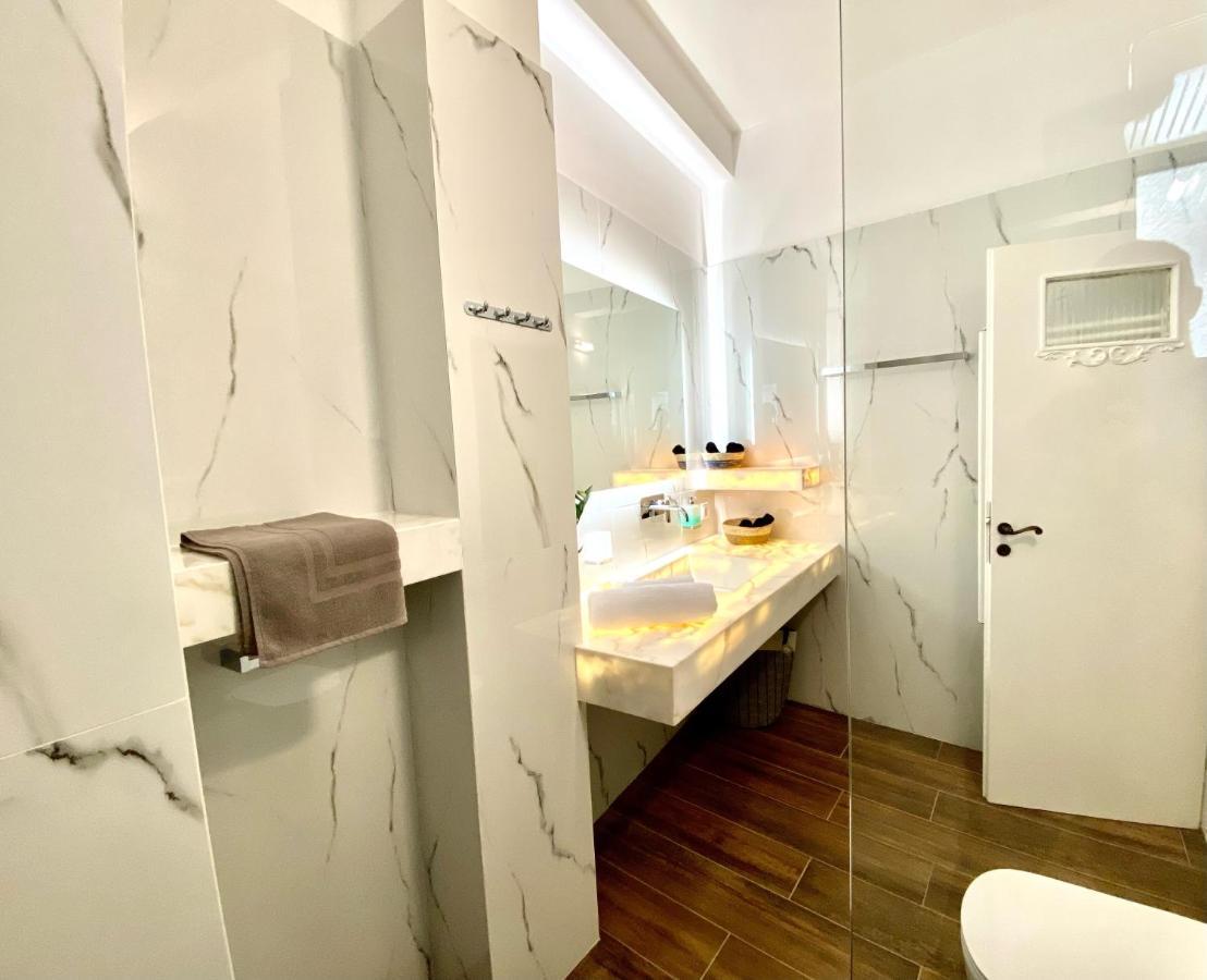 Athenian Condo Dış mekan fotoğraf
